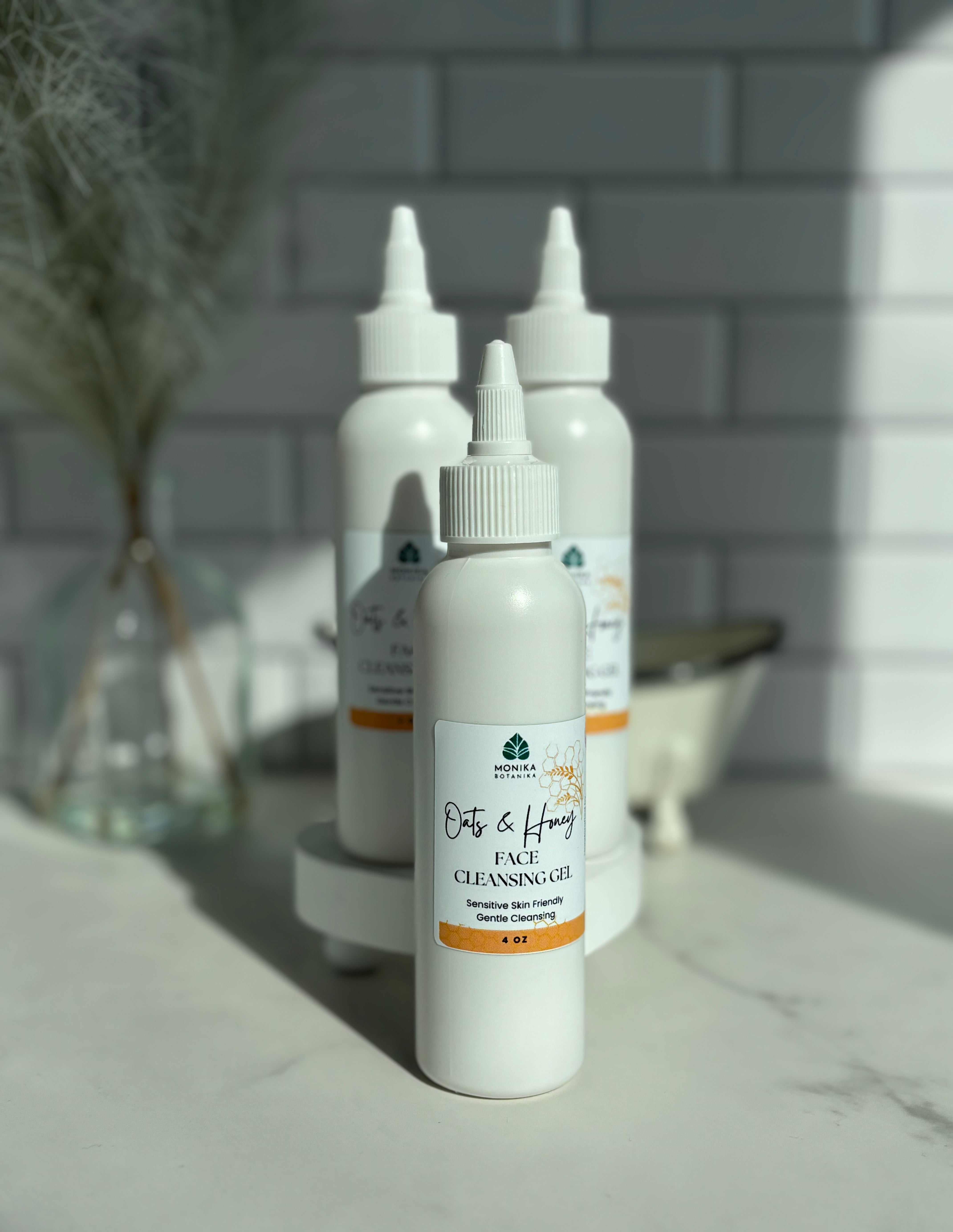 Oats & Honey Soothing Face Cleansing Gel