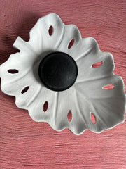 Lemongrass Charcoal Conditioning Shampoo Bar